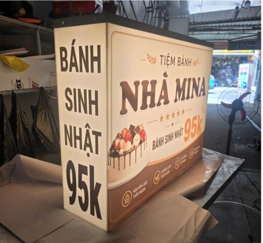 BẢNG HIỆU TIỆM BÁNH HỘP ĐÈN LIGHTBOX SÁNG CÁC MẶT – THU HÚT MỌI ÁNH NHÌN, NÂNG TẦM THƯƠNG HIỆU